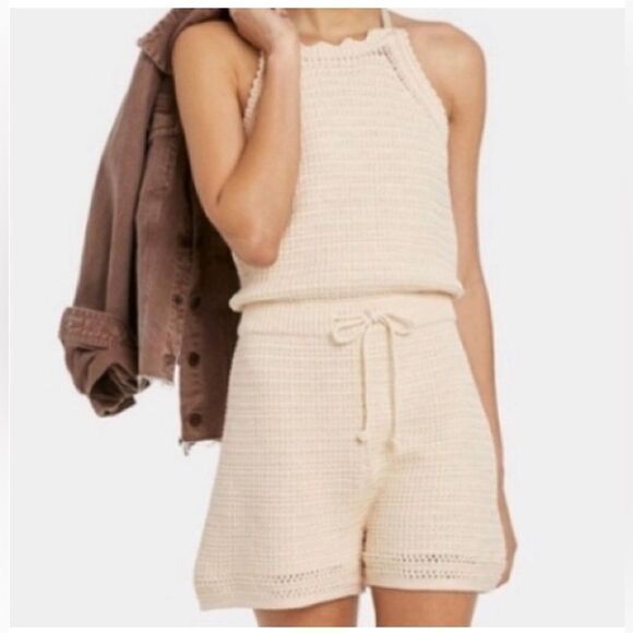 Universal Threads Crochet Romper Ivory Sleeveless Halter Back Neck Tie- Size XS - Picture 1 of 10